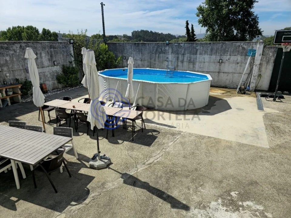 Prédio para Venda em Campanhã Foto 7
