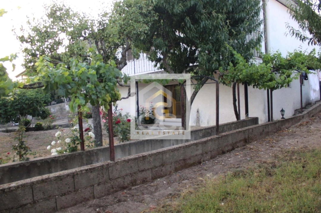 Moradia T3 para Venda em Vilar de Perdizes e Meixide Foto 17