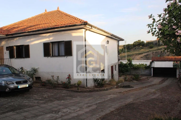 Moradia T3 para Venda em Vilar de Perdizes e Meixide Foto 24