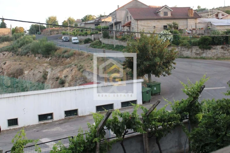 Moradia T3 para Venda em Vilar de Perdizes e Meixide Foto 52