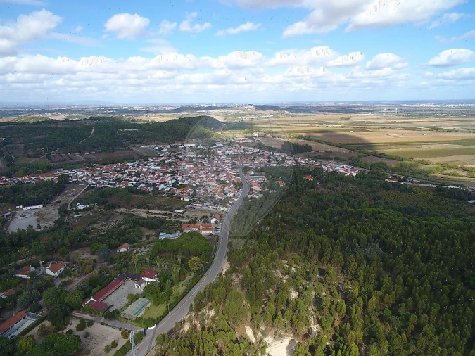 Terreno para Venda em Vale de Santarem Foto 5