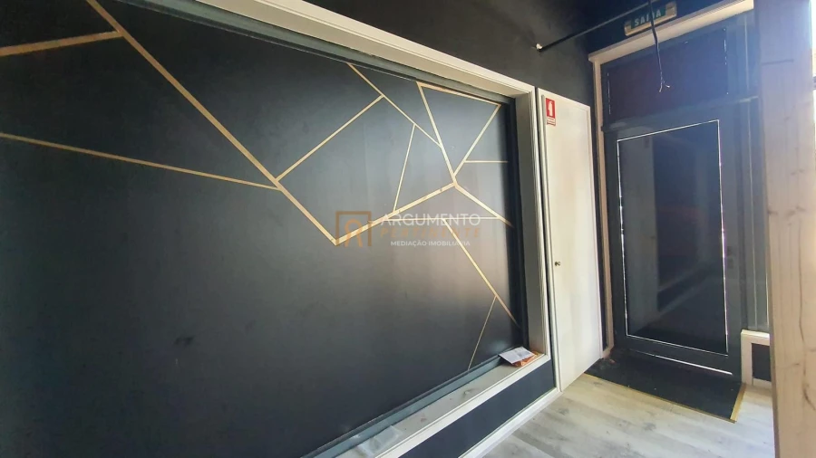 Loja para Arrendamento em Cidade da Maia Foto 6