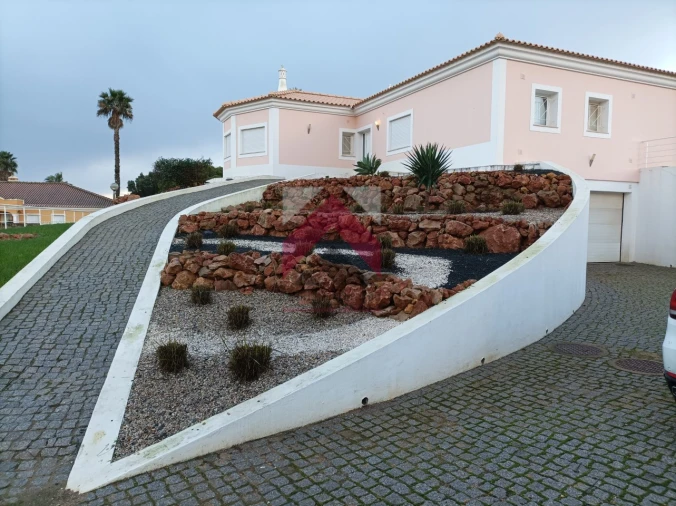 Moradia T3 para Venda em Odiaxere Foto 14