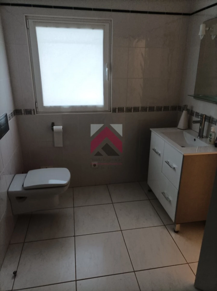 Moradia T3 para Venda em Odiaxere Foto 6