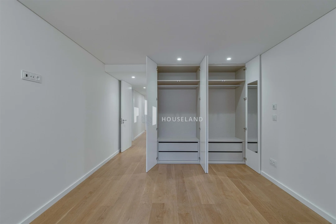 Apartamento T3 para Venda em Espinho Foto 7