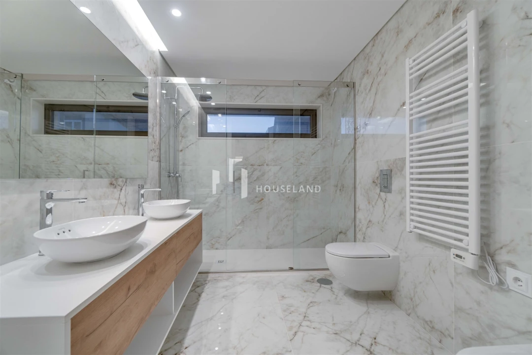 Apartamento T3 para Venda em Espinho Foto 18