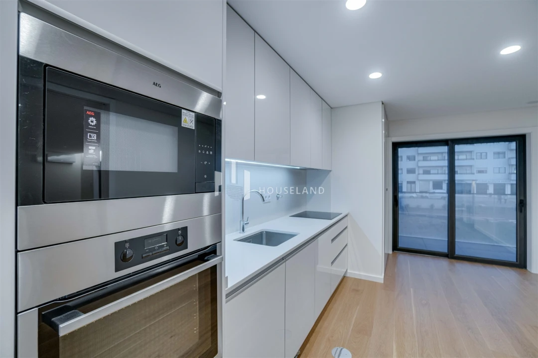 Apartamento T3 para Venda em Espinho Foto 14
