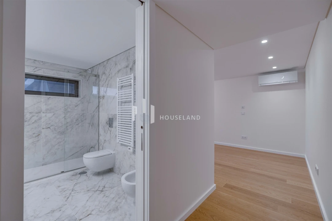 Apartamento T3 para Venda em Espinho Foto 21