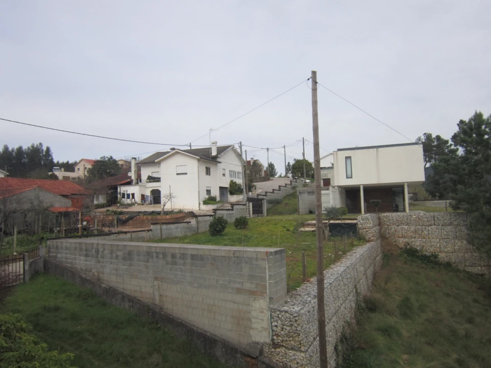 Moradia T3 para Venda em Almalagues Foto 23