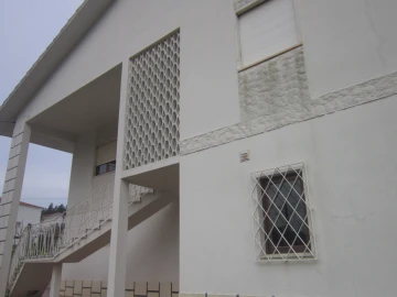 Moradia T3 para Venda em Almalagues