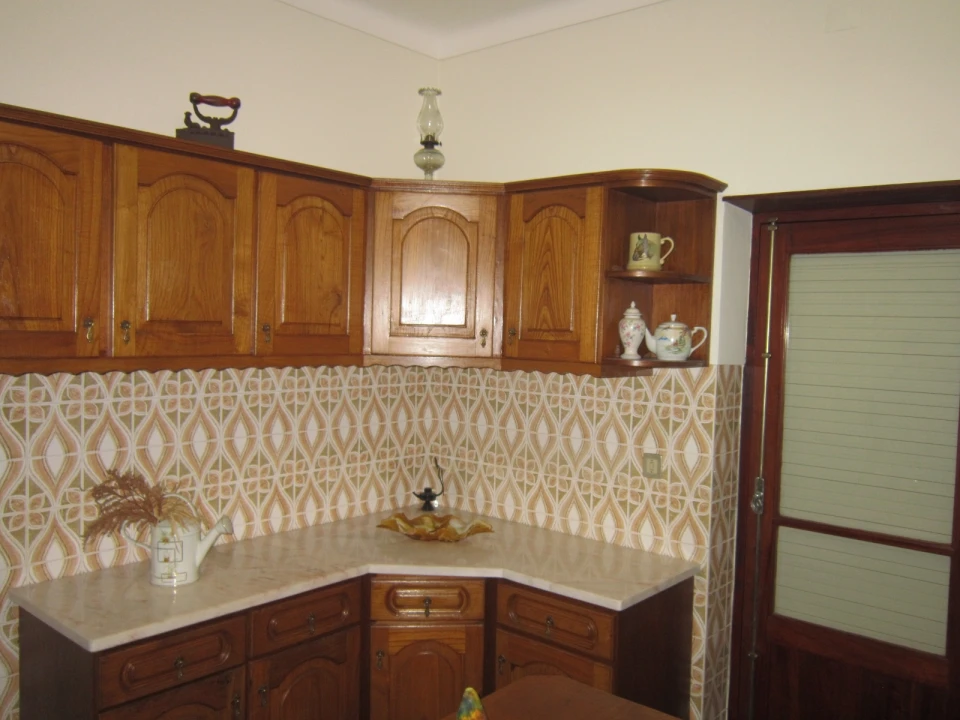 Moradia T3 para Venda em Almalagues Foto 21
