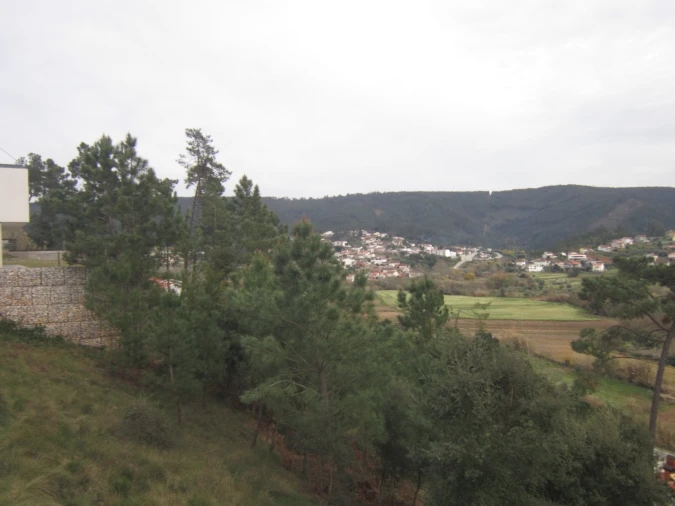 Moradia T3 para Venda em Almalagues Foto 24