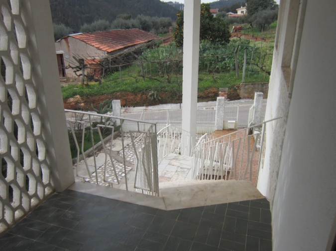 Moradia T3 para Venda em Almalagues Foto 20