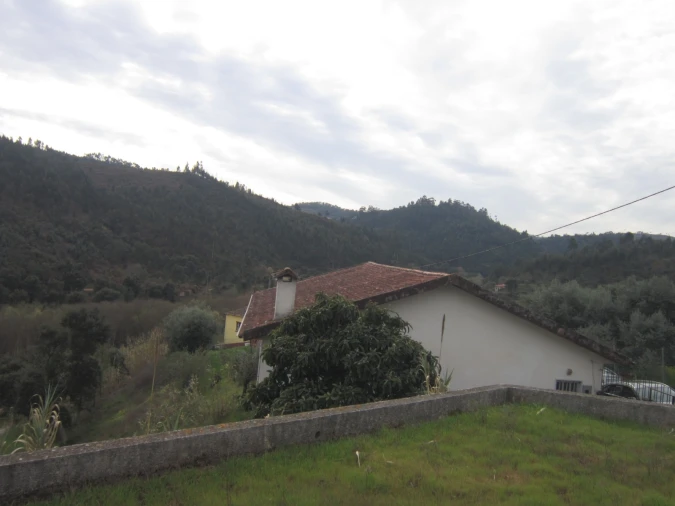 Moradia T3 para Venda em Almalagues Foto 38