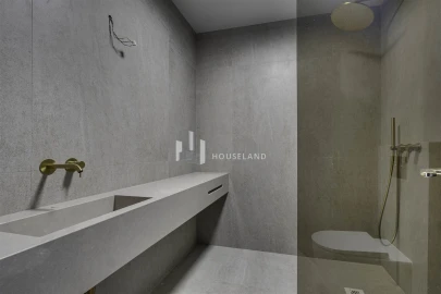 Apartamento T4 para Venda em Lordelo do Ouro e Massarelos