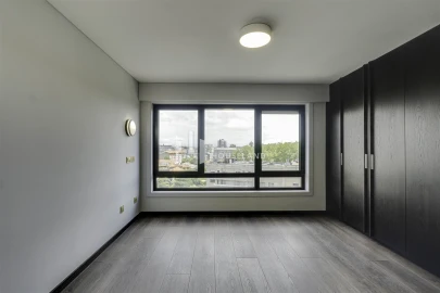 Apartamento T4 para Venda em Lordelo do Ouro e Massarelos