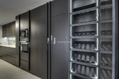 Apartamento T4 para Venda em Lordelo do Ouro e Massarelos