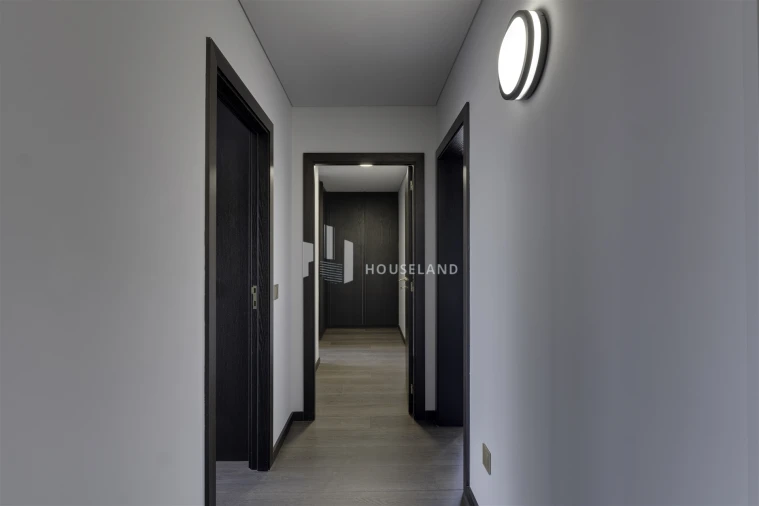 Apartamento T4 para Venda em Lordelo do Ouro e Massarelos Foto 16
