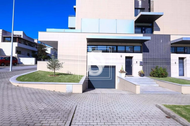 Apartamento T3 para Venda em Abade de Neiva Foto 29