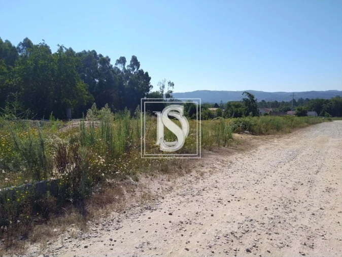 Terreno para Venda em Rendufe Foto 2