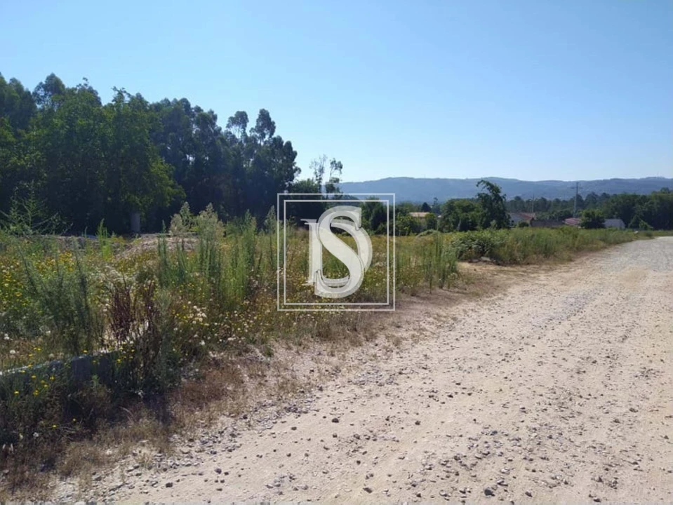 Terreno para Venda em Rendufe Foto 2