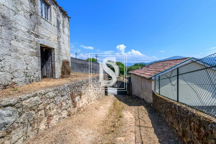 Quinta T2 para Venda em Dornelas Foto 3