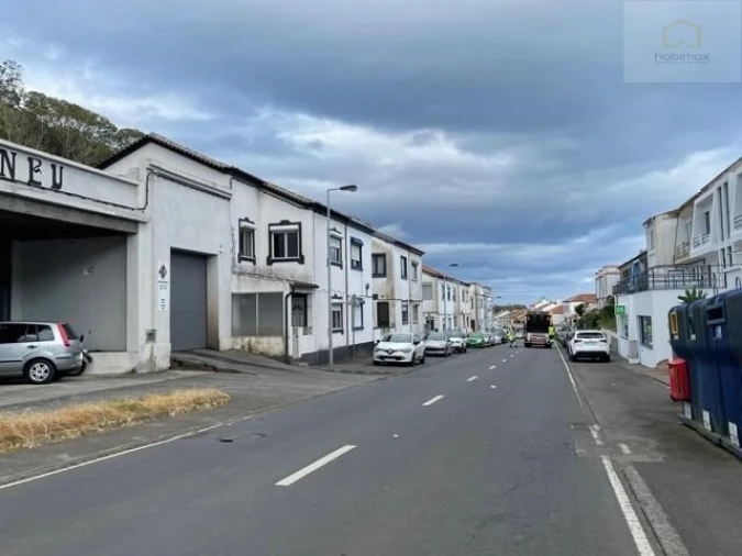 Armazém para Venda em Praia da Vitoria (Santa Cruz) Foto 19
