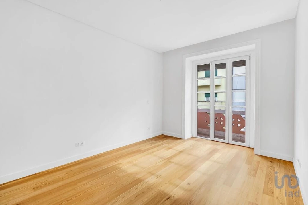 Apartamento T3 para Venda em Arroios Foto 5