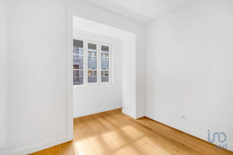 Apartamento T3 para Venda em Arroios Foto 9