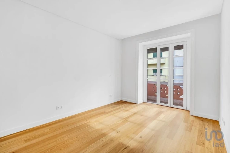 Apartamento T3 para Venda em Arroios Foto 5