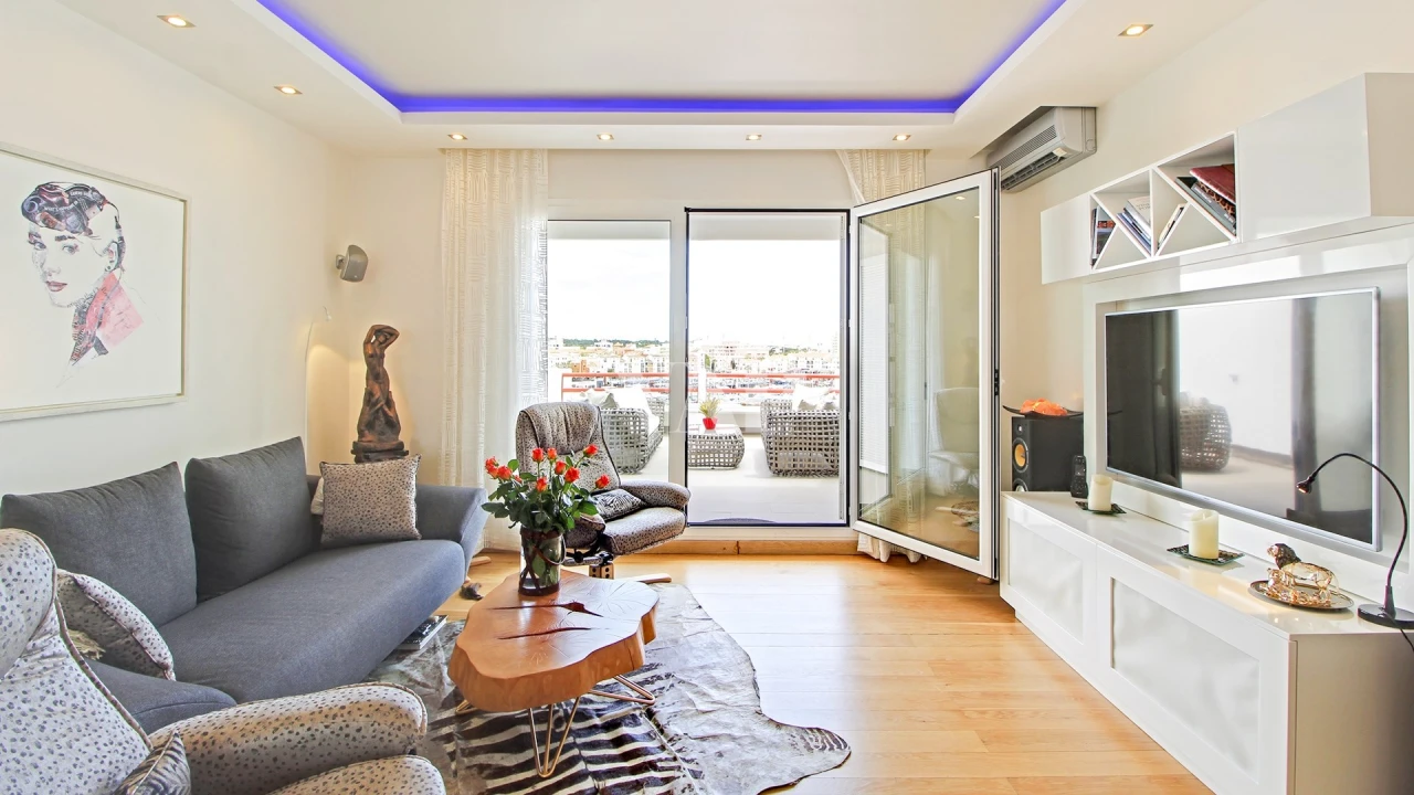 Apartamento T2 para Venda em Quarteira Foto 8