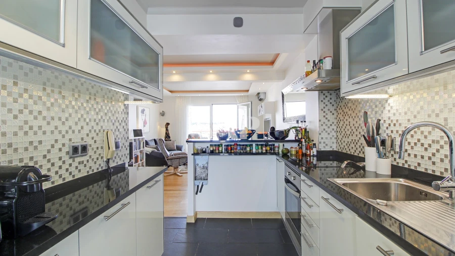 Apartamento T2 para Venda em Quarteira Foto 11
