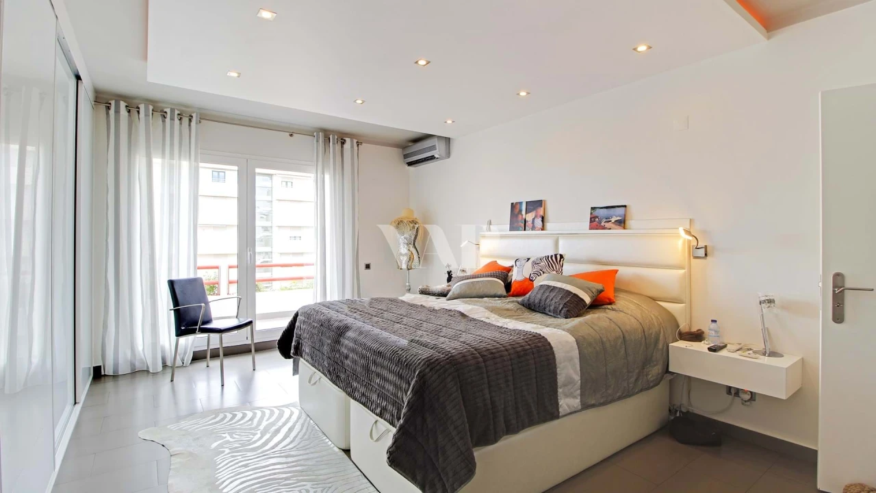 Apartamento T2 para Venda em Quarteira Foto 14