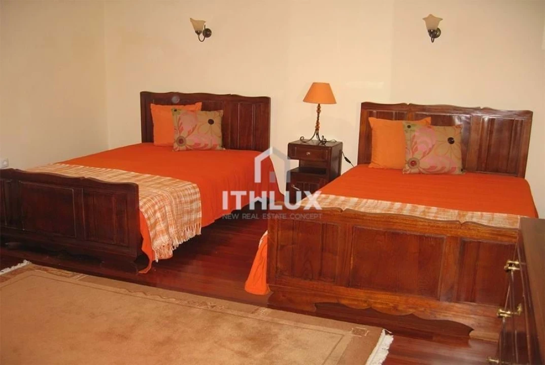 Moradia T9 para Venda em Pinheiros e Vale de Figueira Foto 18