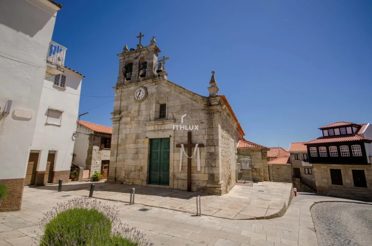 Moradia T9 para Venda em Pinheiros e Vale de Figueira Foto 27