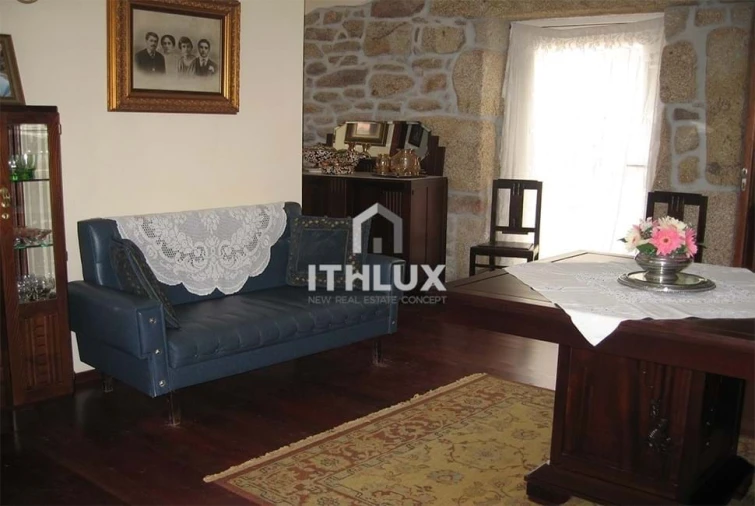 Moradia T9 para Venda em Pinheiros e Vale de Figueira Foto 8