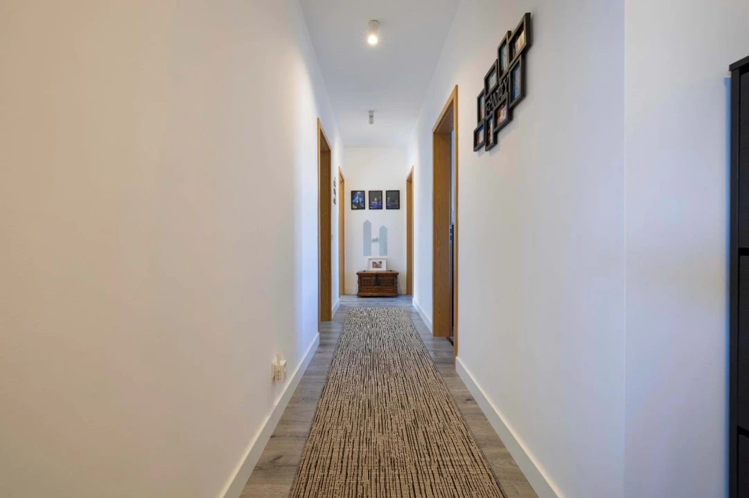 Apartamento T3 para Venda em Portimão Foto 3