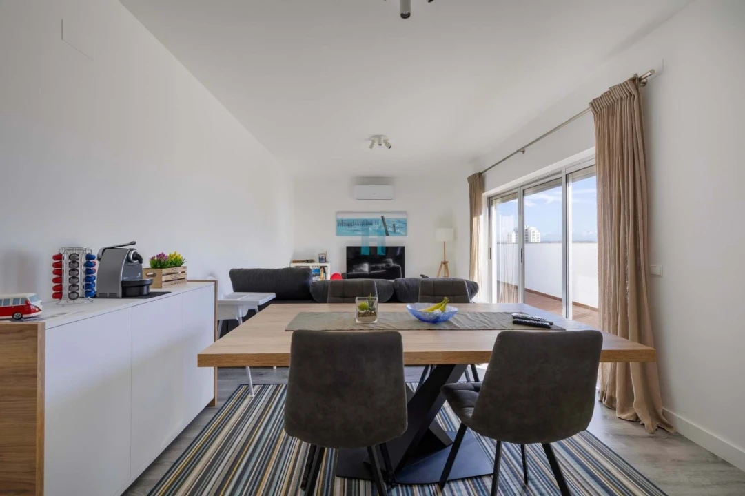 Apartamento T3 para Venda em Portimão Foto 4