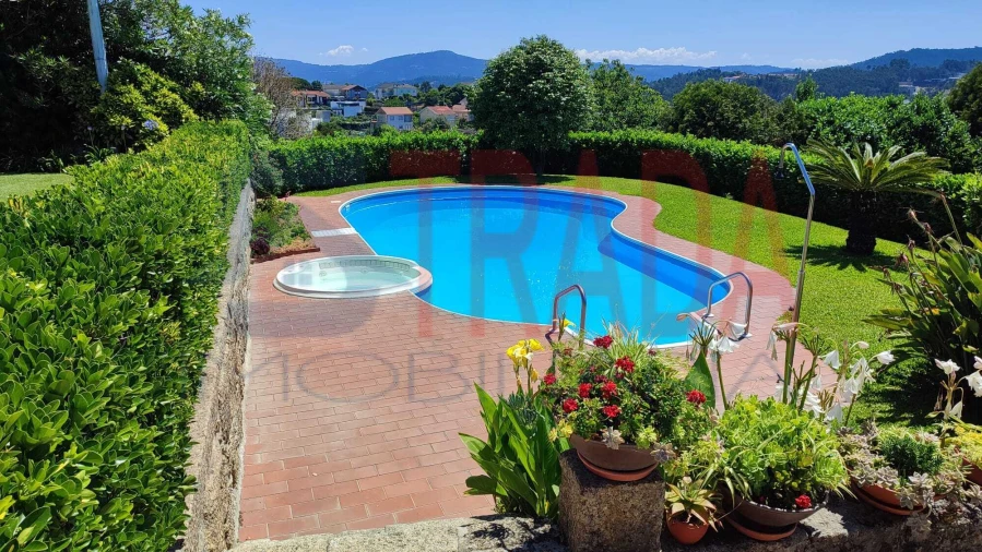 Quinta T3 para Venda em Vilaça e Fradelos Foto 9