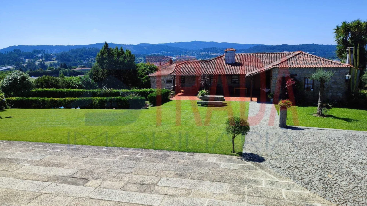 Quinta T3 para Venda em Vilaça e Fradelos Foto 13