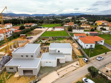 Moradia T3 para Venda em Batalha