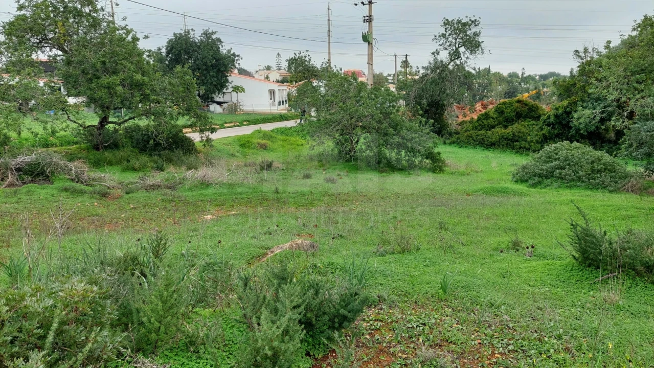 Terreno para Venda em Albufeira e Olhos de Água Foto 7