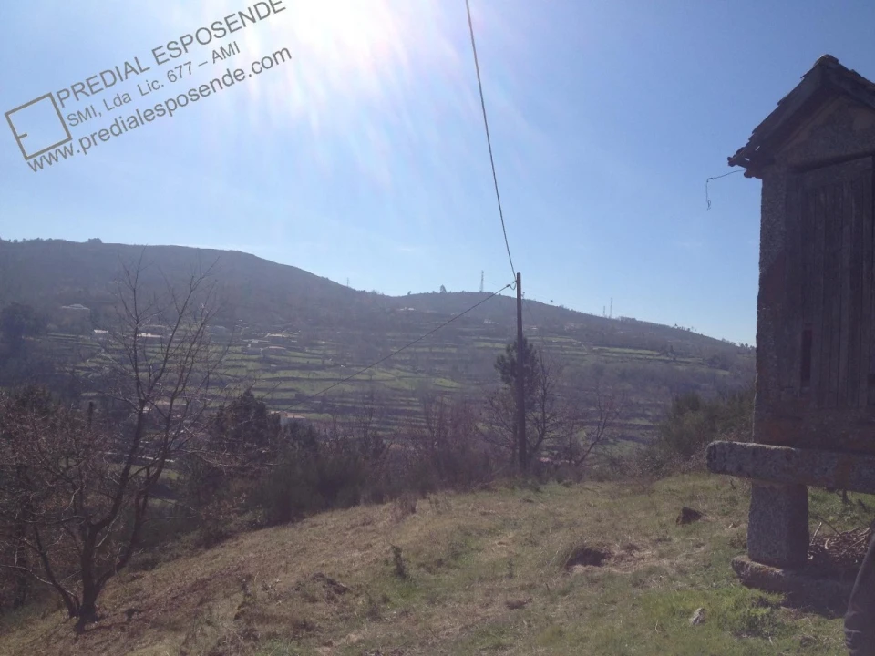 Terreno para Venda em Campelo e Ovil Foto 4