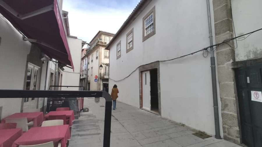 Loja para Arrendamento em Santa Maria Maior e Monserrate e Meadela Foto 4