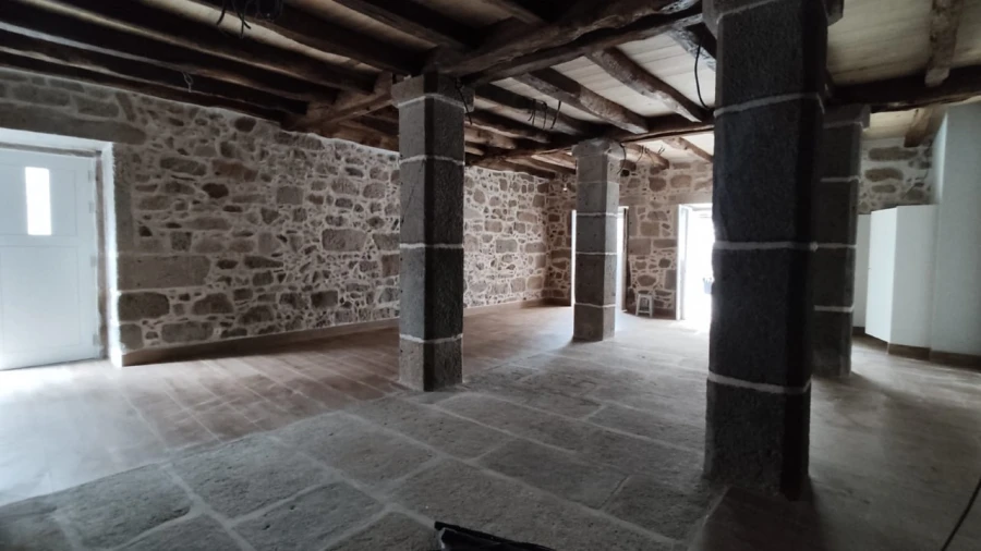 Loja para Arrendamento em Santa Maria Maior e Monserrate e Meadela Foto 13