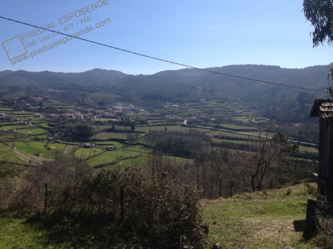 Terreno para Venda em Campelo e Ovil Foto 2