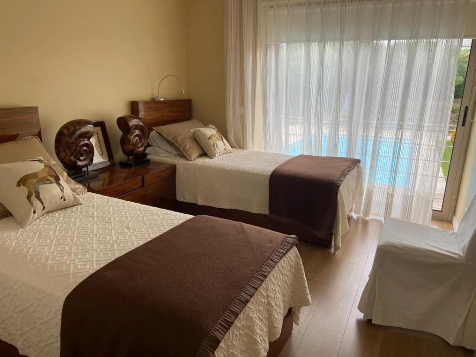 Moradia T4 para Arrendamento em Dem Foto 16