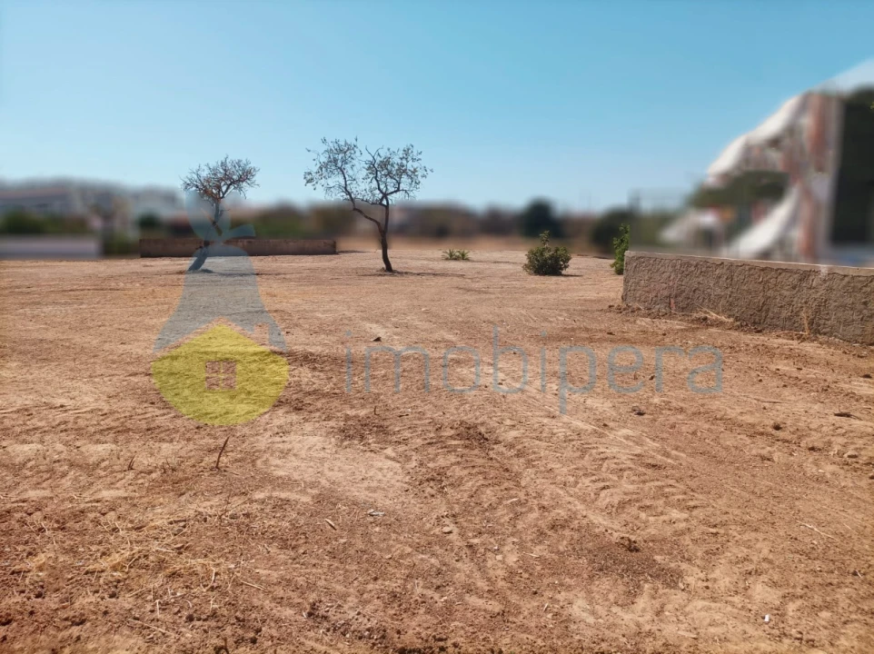 Terreno para Venda em Armação de Pera Foto 5