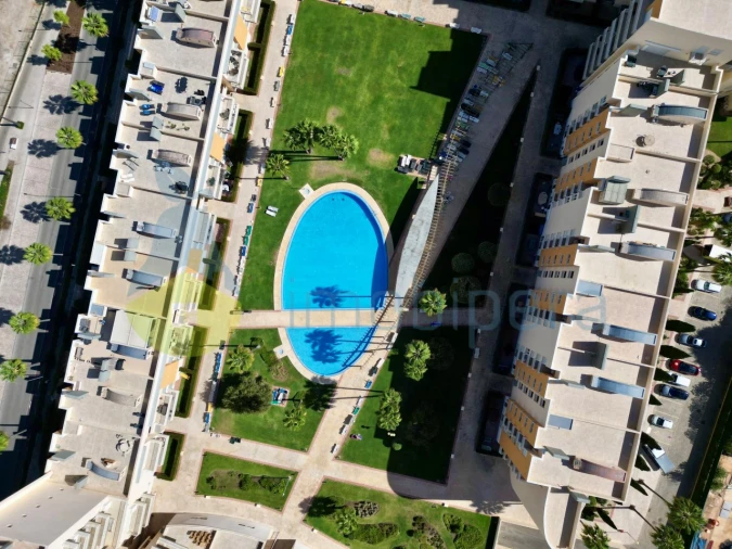 Apartamento T3 para Venda em Quarteira Foto 21