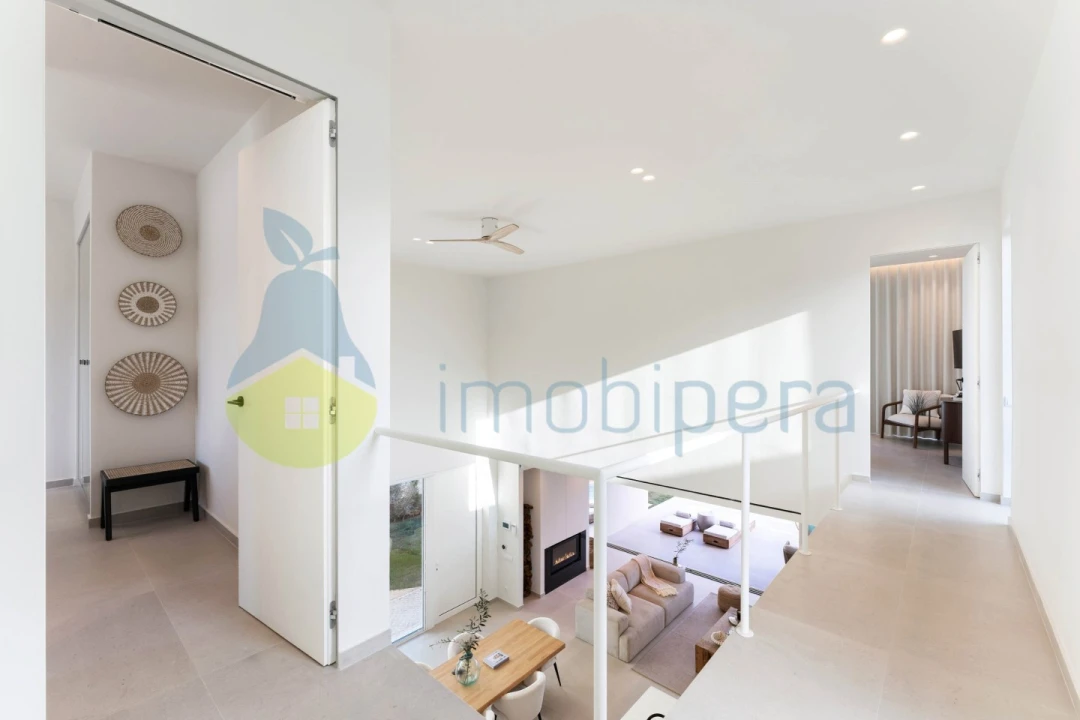 Moradia T3 para Venda em Santa Barbara de Nexe Foto 16